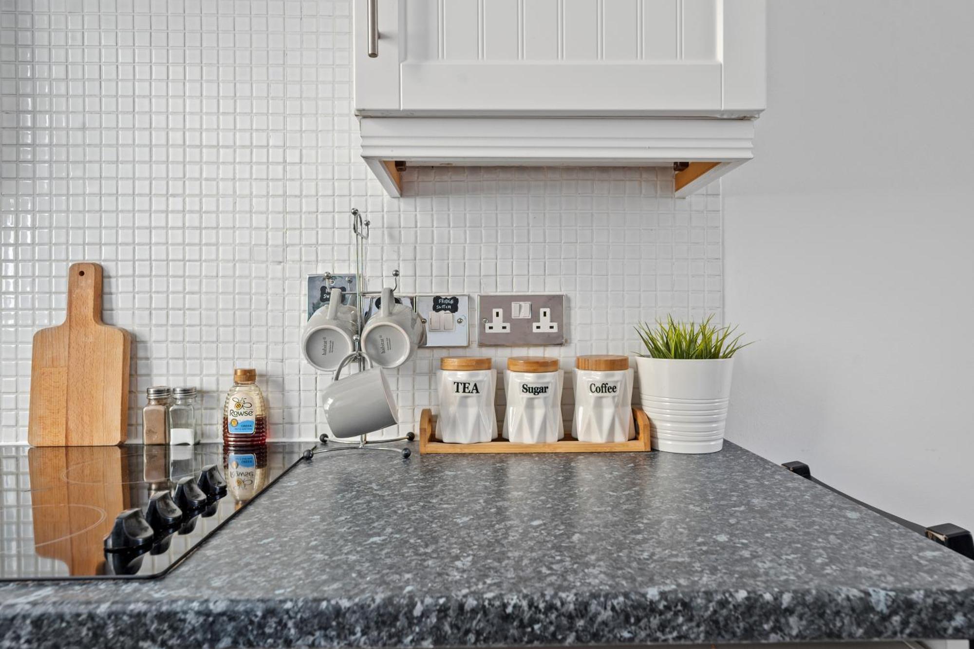 One-Bed Flat, Kensington, Bank Payment To The Host Within 24H From The Reservation Lejlighed London Eksteriør billede